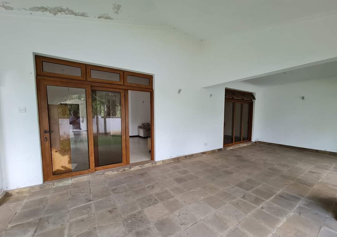 4BR Townhouse with Rooftop Terrace & DSQ - Nyali