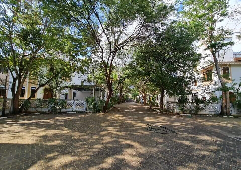 4BR Townhouse with Rooftop Terrace & DSQ - Nyali