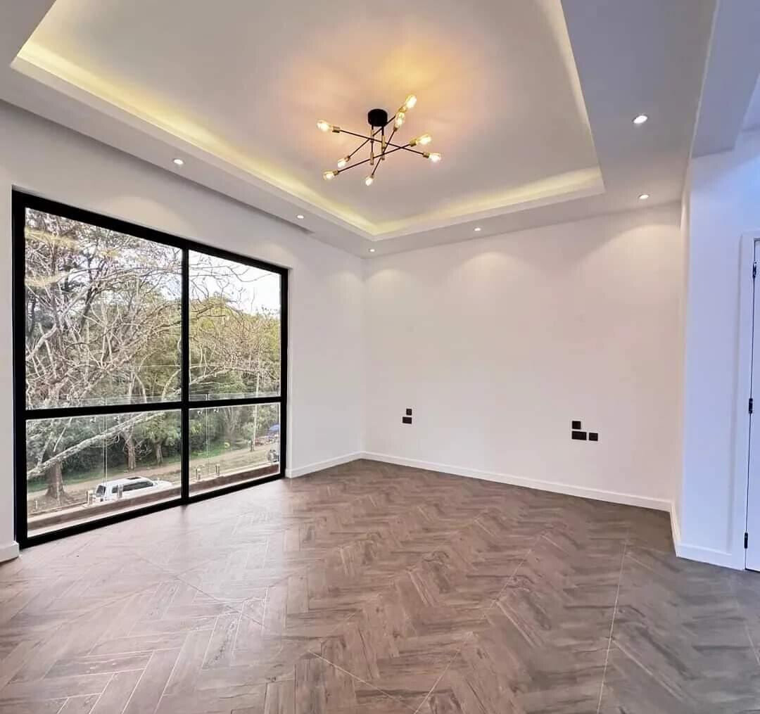 New 4-Ensuite Townhouse with DSQ & Solar - Lavington