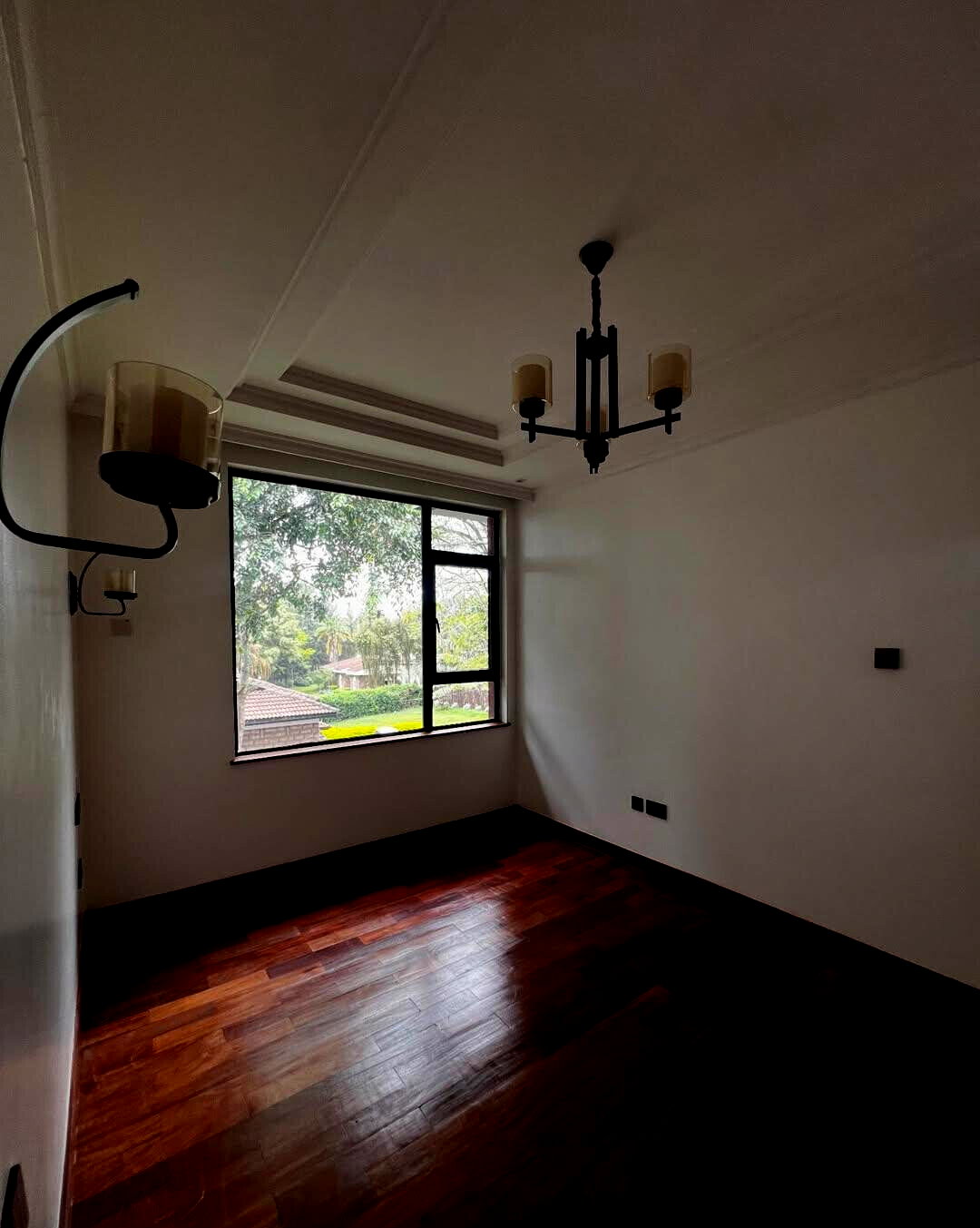 5-Ensuite Corner Townhouse with DSQ & Private Garden - Lavington