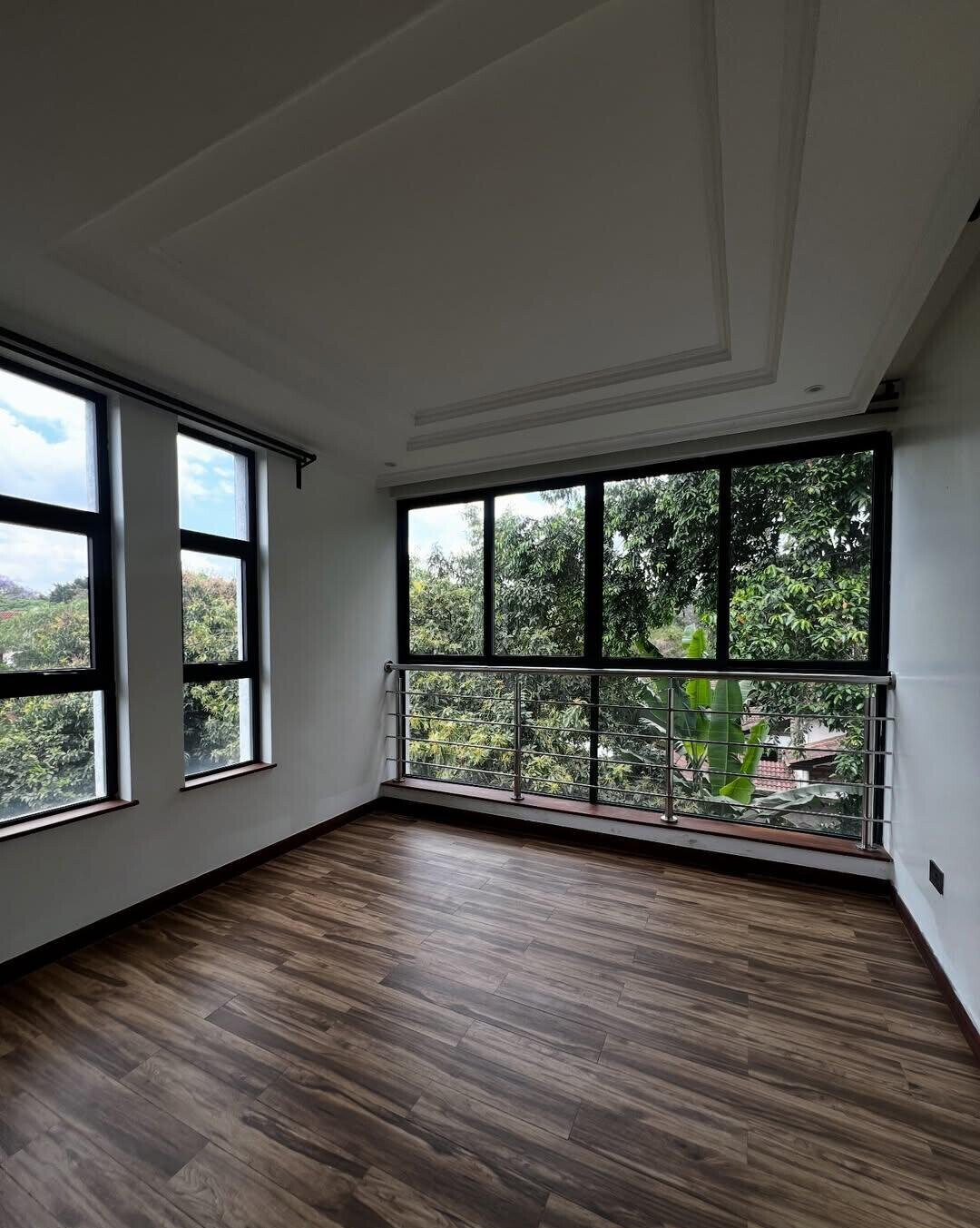 5-Ensuite Corner Townhouse with DSQ & Private Garden - Lavington