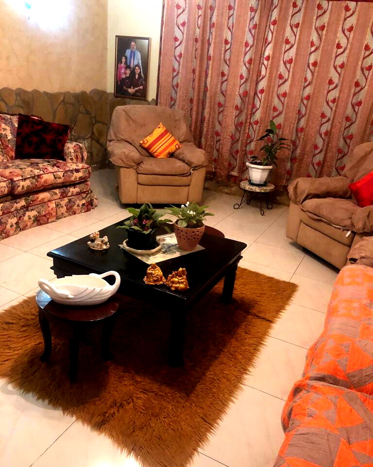 Corner Unit Townhouse with 20,000L Water Storage - Parklands