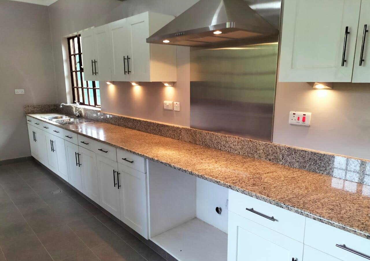 Private Garden Townhouse with 5 Ensuites – Karen