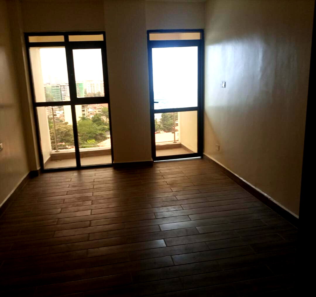 5BR Solar-Powered Townhouse with Backup Generator - Kileleshwa