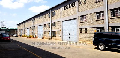 9000 Sq Feet Godown on Sale - Image 1