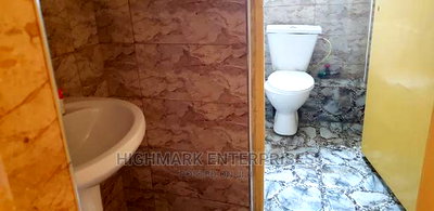 9000 Sq Feet Godown on Sale - Image 3