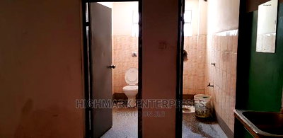 9000 Sq Feet Godown on Sale - Image 9