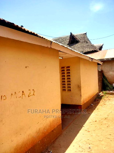 Furnished 10bdrm Bungalow in Kongowea for Sale - Image 2