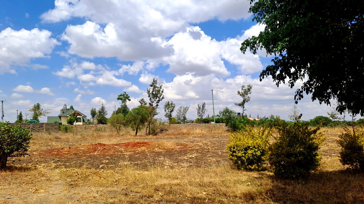 Ready Title Deed Land with Existing Structures - Ruai