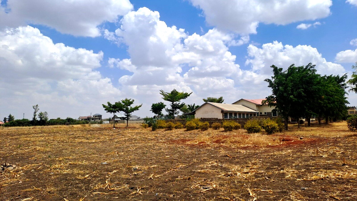 Ready Title Deed Land with Existing Structures - Ruai