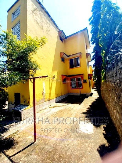 5bdrm Mansion in Bamburi Utange for sale - Image 1