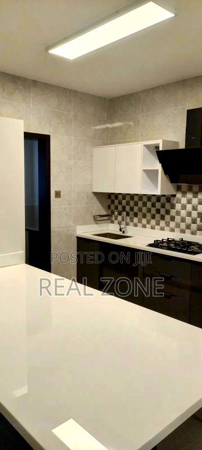 Furnished 3bdrm Apartment in Kilimani Courts for sale - Image 10