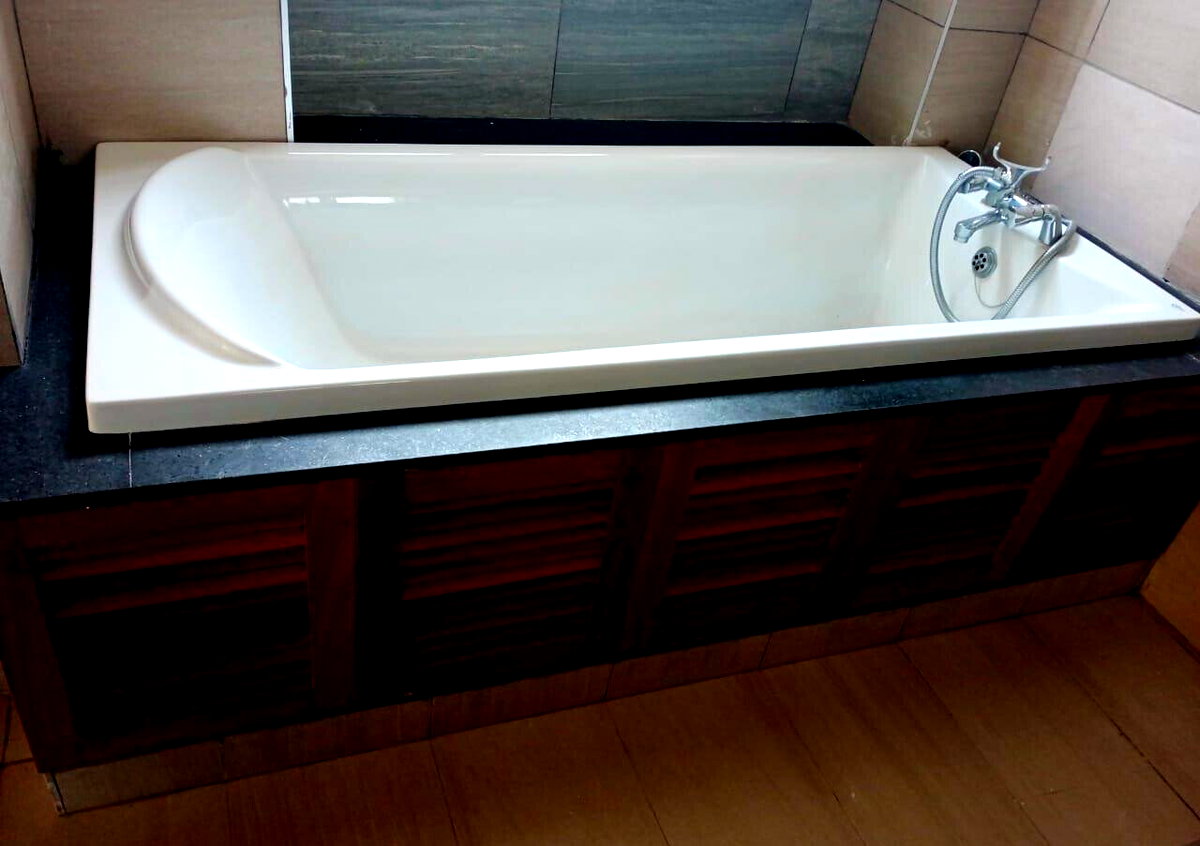Newly Built 5-Ensuite Townhouse with Jacuzzi & Study - Lavington