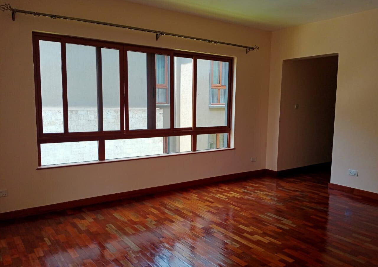 Newly Built 5-Ensuite Townhouse with Jacuzzi & Study - Lavington