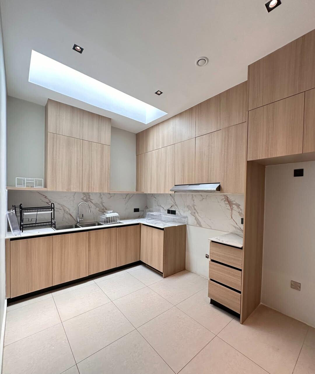5-Bed Smart Villa with Private Bridge Hideaway - Riverside, Lavington