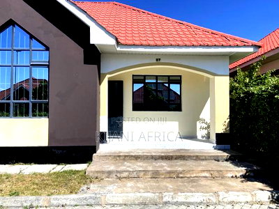 3bdrm Bungalow in Joska for rent - Image 5