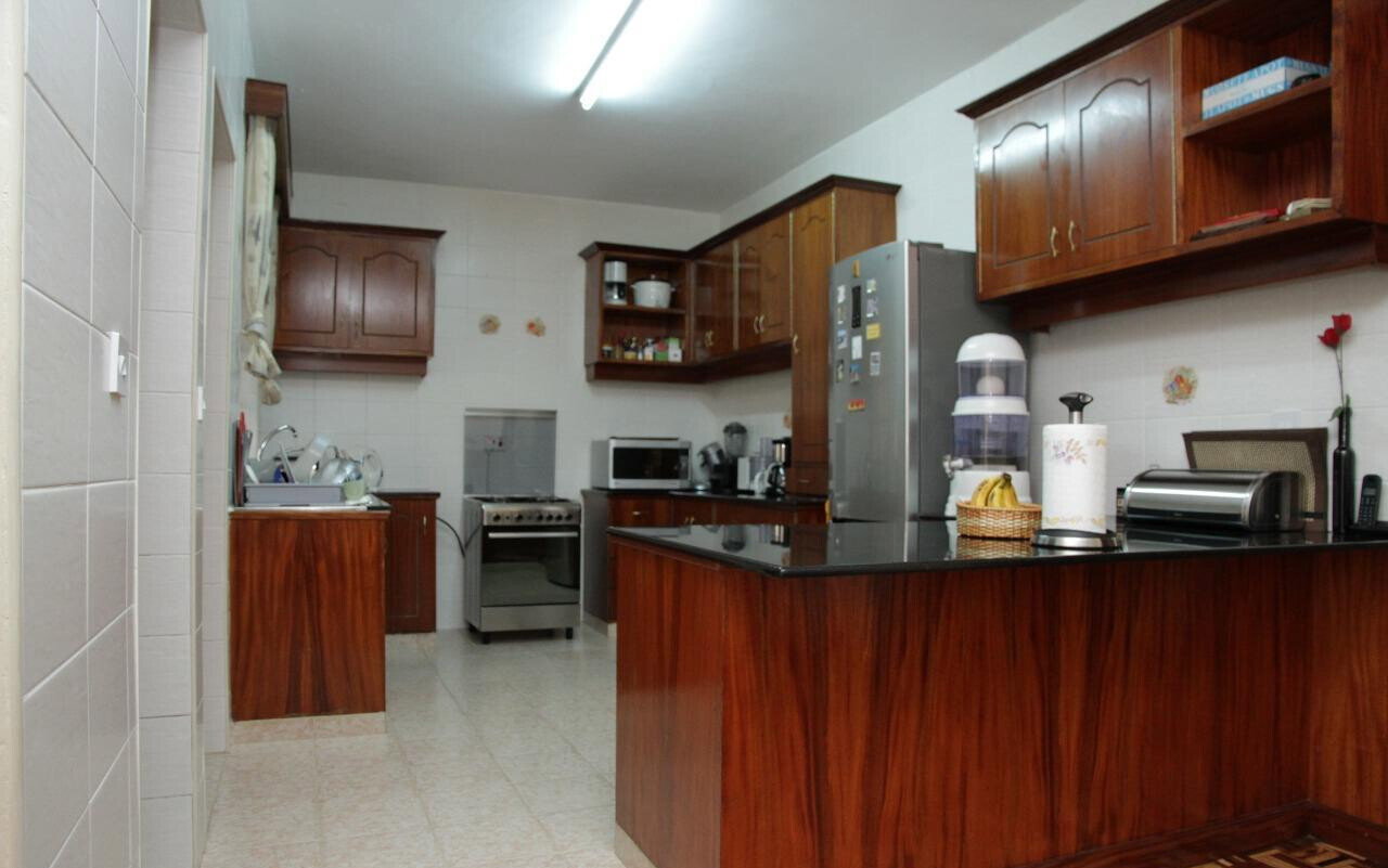 3BR with Pantry & Laundry Area - Secure Kilimani Complex