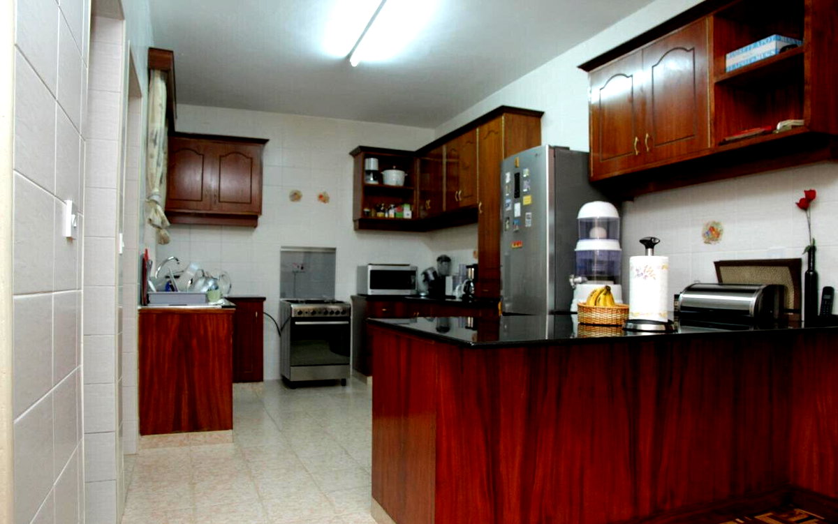 3BR with Pantry & Laundry Area - Secure Kilimani Complex