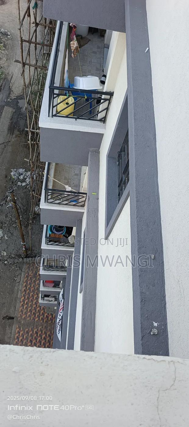 1bdrm Block of Flats in Utawala Street for sale