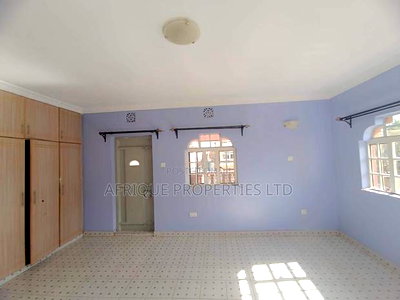 5bdrm Mansion in Membley Estate for sale - Image 7