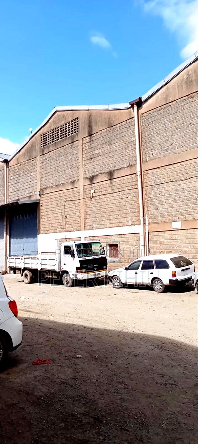 Godown to Let 6000sqft Off North Airport Rd - Image 1