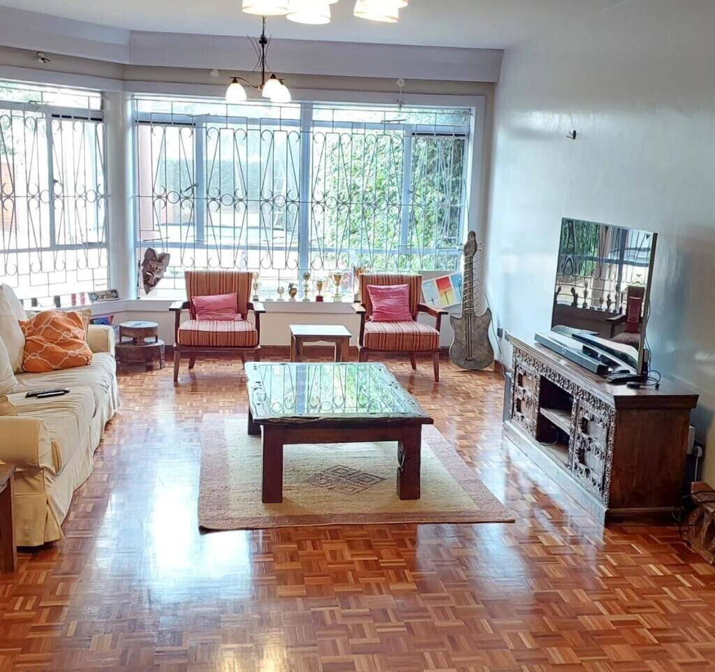 Spacious 4BR Townhouse with DSQ & 30,000L Water - Kilimani