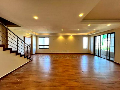 5bdrm Duplex in Parkland, Parklands/Highridge for sale - Image 1