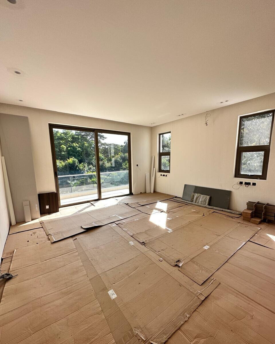 5BR All-Ensuite Townhouse with Private Pool – Kerarapon