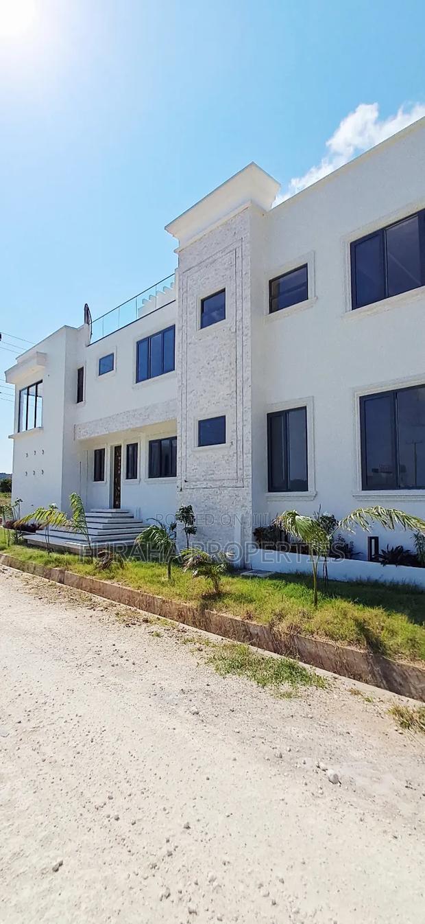 4bdrm Mansion in Vipingo for sale