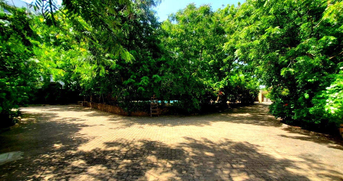 Gated 4BR Townhouse, 2nd Row from Beach - Shanzu