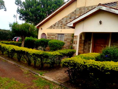 7bdrm Maisonette in Upper Elgonview for sale - Image 2