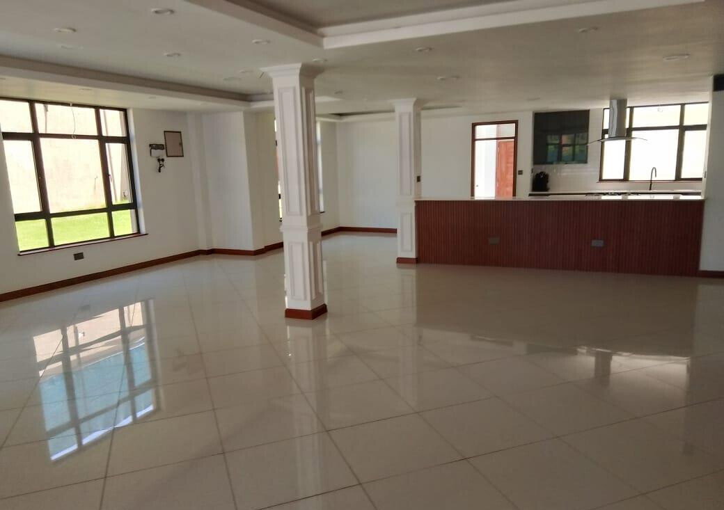 5-Ensuite Townhouse with Malls & Hospitals Nearby - Lavington