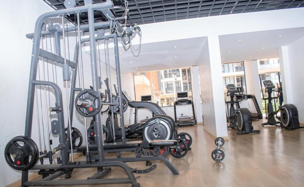 2BR Luxury Apartment with High-Speed Lifts & Gym - Lavington