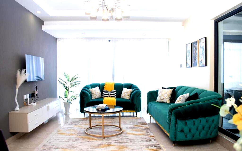 2BR Luxury Apartment with High-Speed Lifts & Gym - Lavington