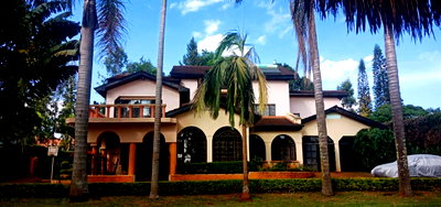Half Acre Garden Home with Parking