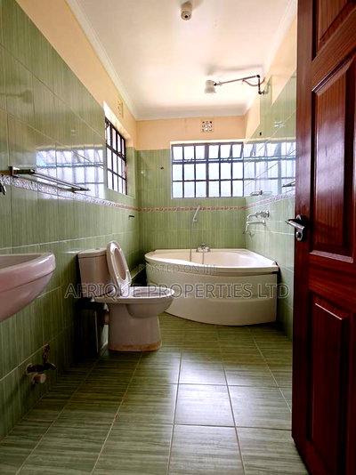 5bdrm Mansion in Ridgeway, Ridgeways for rent - Image 8