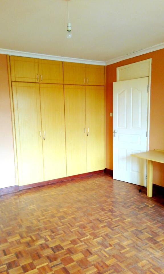 Sunken Lounge & Parquet Floors 4BR Townhouse - Loresho