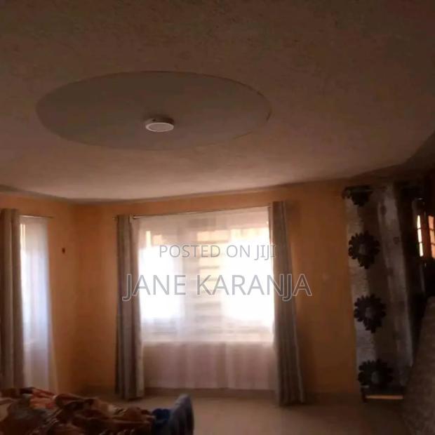 6bdrm Mansion in Muram Estate, Kenyatta Road / Theta for sale