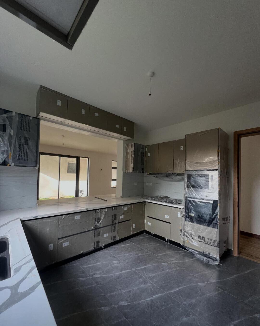 6-Ensuite Townhouse with DSQ & Modern Finishes - Lavington