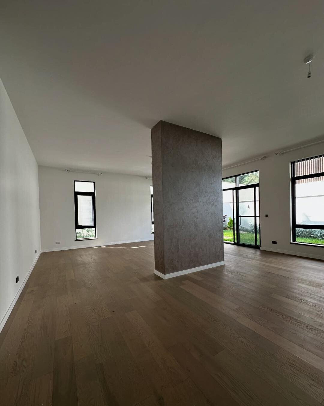 5-Ensuite Villa with Two Kitchens & Smart CCTV - Lavington