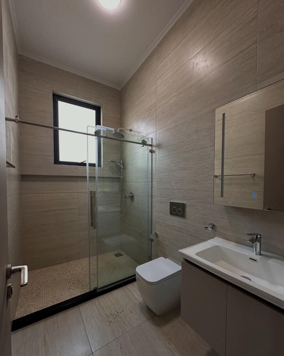 5-Ensuite Villa with Two Kitchens & Smart CCTV - Lavington
