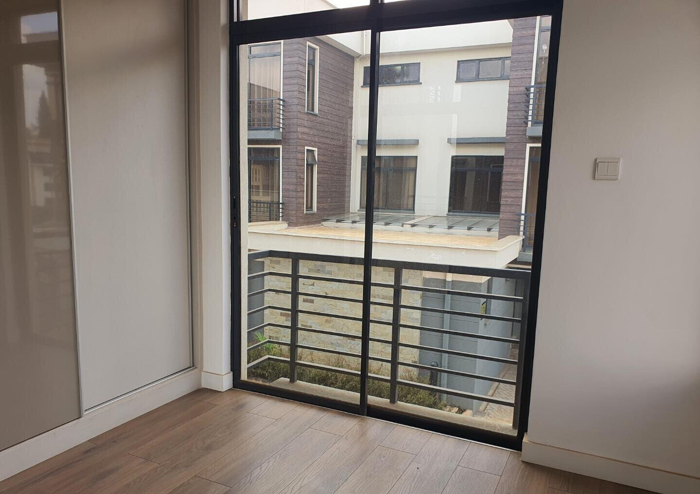 Newly Built 4-Ensuite Townhouse with Pool & Solar - Loresho