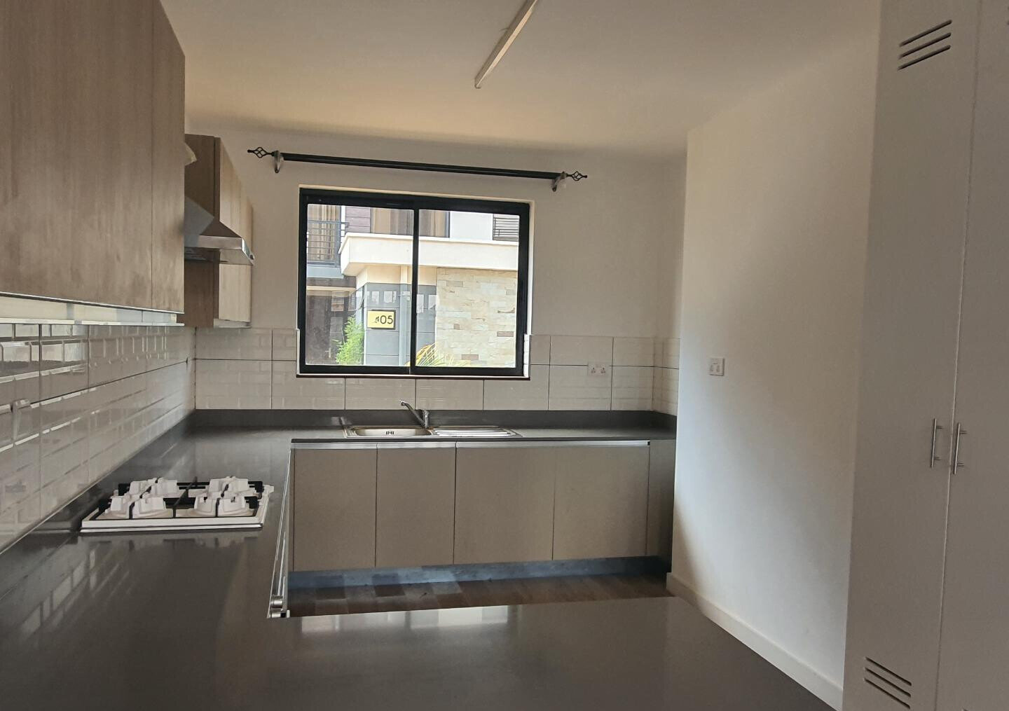 Newly Built 4-Ensuite Townhouse with Pool & Solar - Loresho