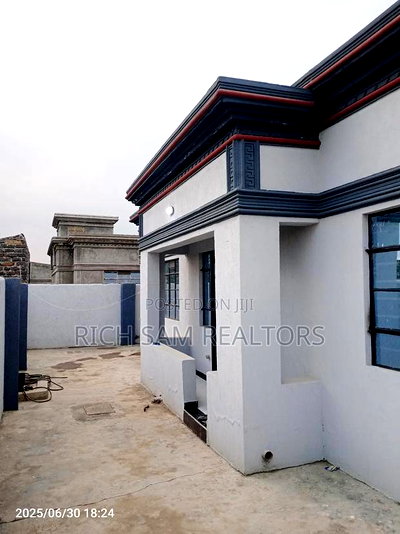 3bdrm Mansion in Pipeline, Nakuru Town East for sale - Image 12