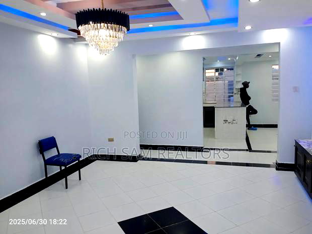 3bdrm Mansion in Pipeline, Nakuru Town East for sale