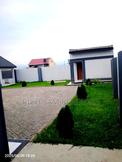 3bdrm Mansion in Pipeline, Nakuru Town East for sale - Image 10