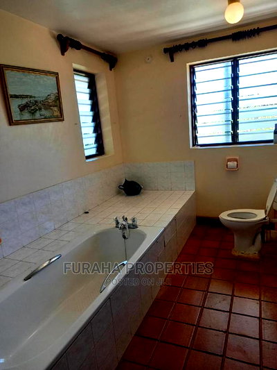 For Sale 4 Bedrooms House Kilifi - Image 5
