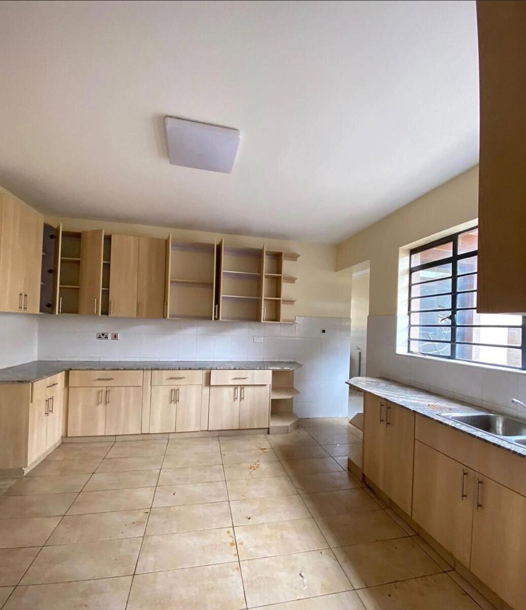 5-Bed Townhouse with Private Garden & Gated Security - Lavington