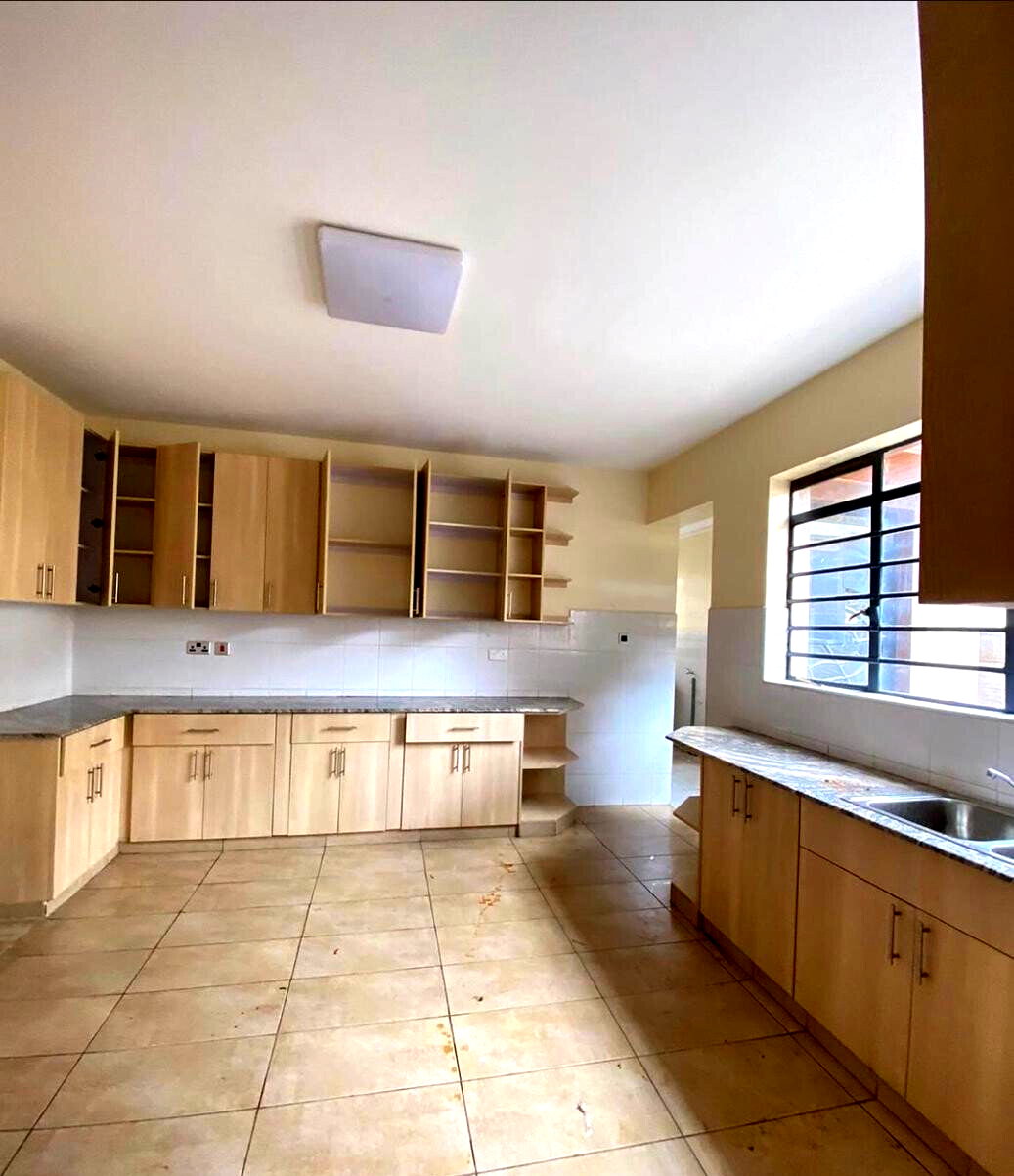 5-Bed Townhouse with Private Garden & Gated Security - Lavington