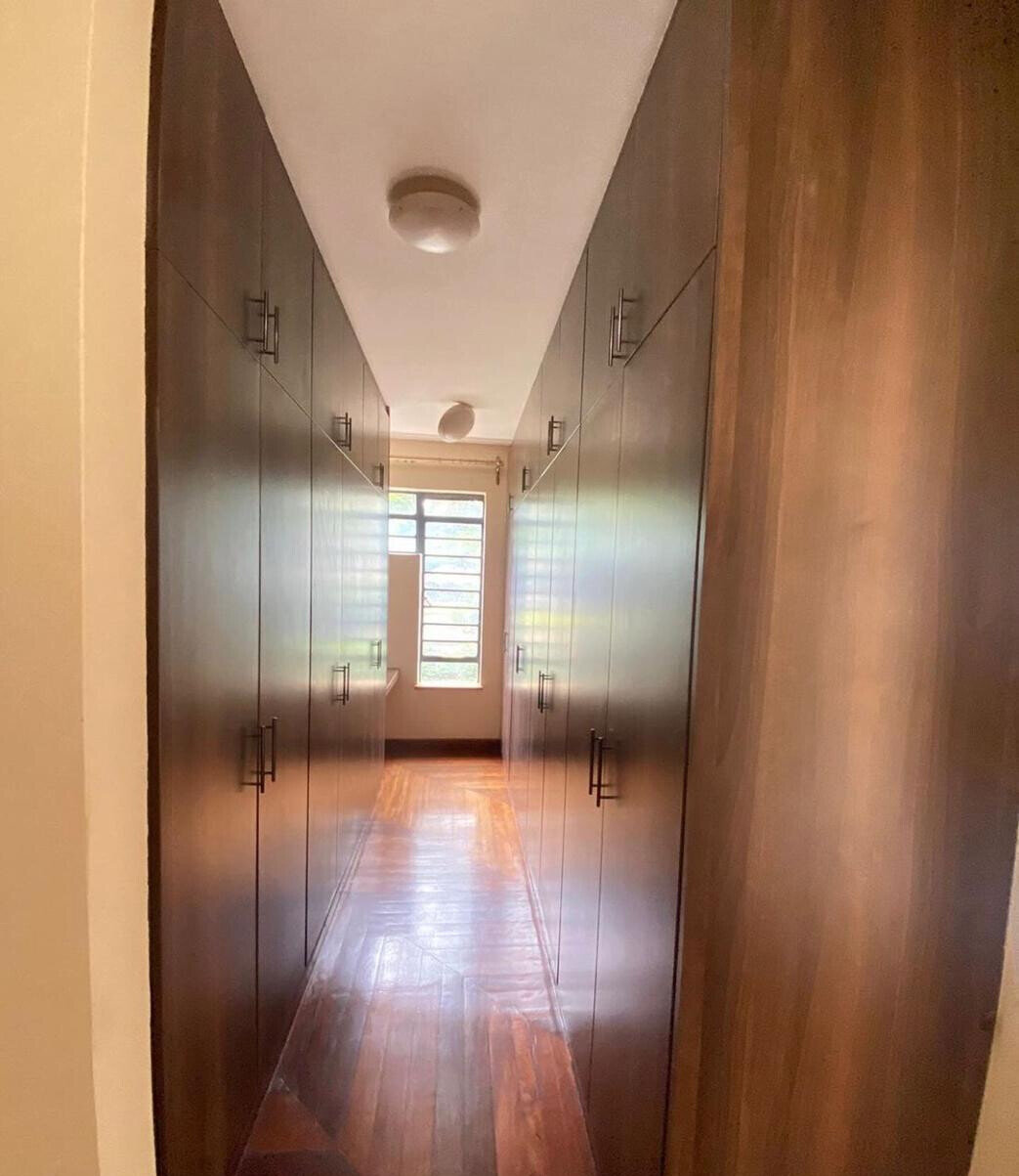 5-Bed Townhouse with Private Garden & Gated Security - Lavington